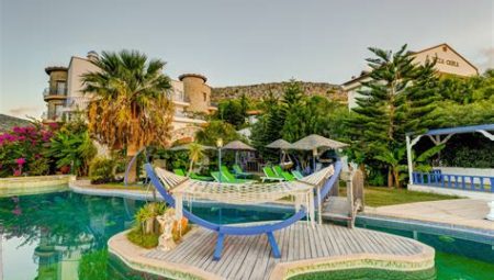 İzmir’de Romantik Kaçamak Rotaları